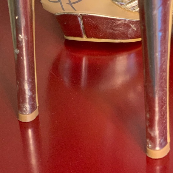 Strappy Gold Heels - Picture 4 of 6